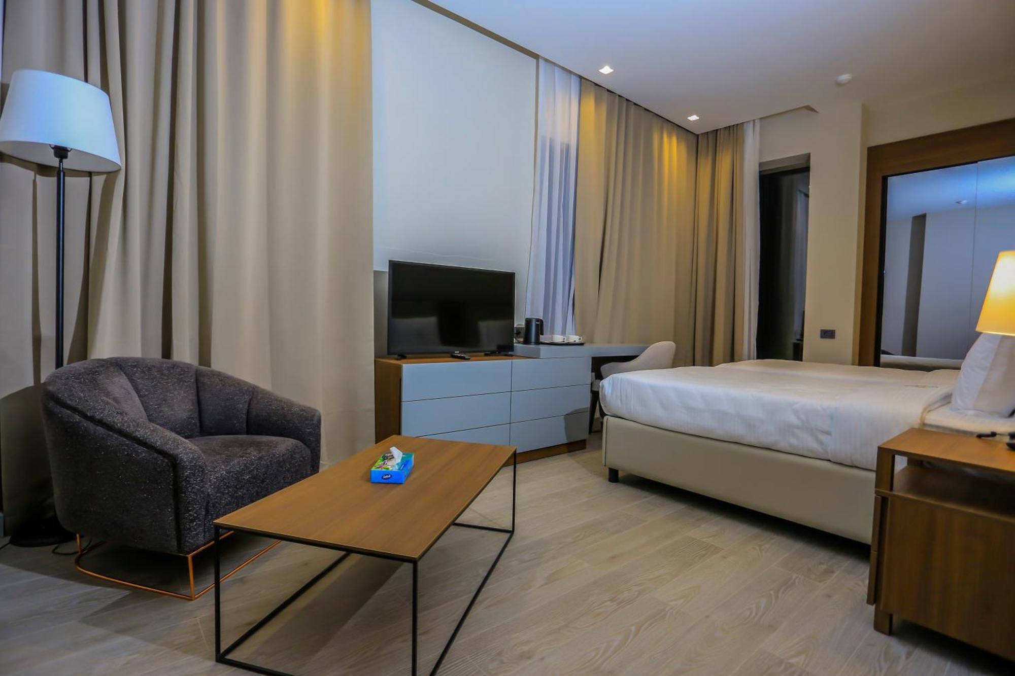 Citymax Hotel Baku Exterior photo